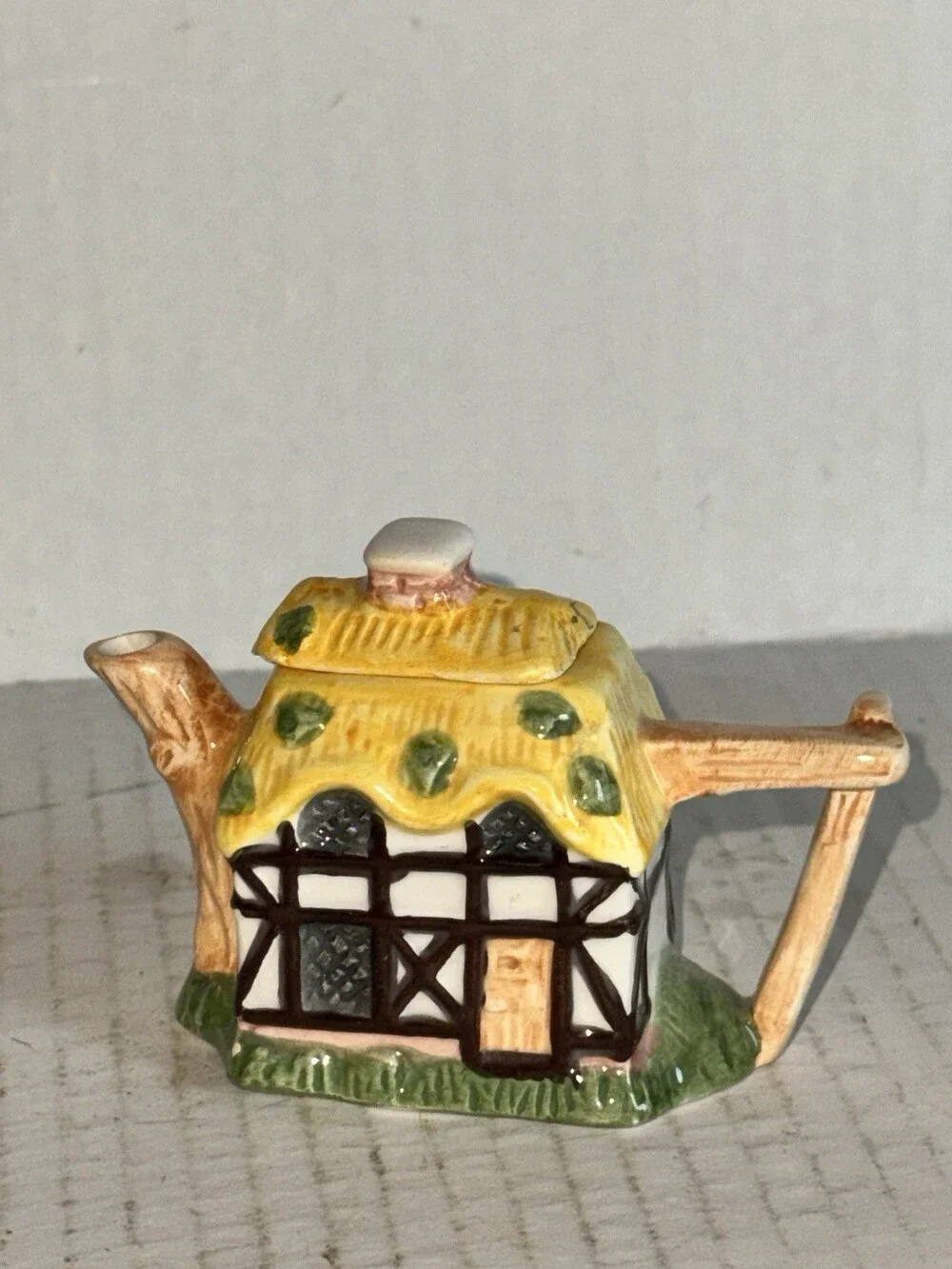 Miniature Tudor Cottage Teapot Yellow Thatched Roof Ceramic House With Lid